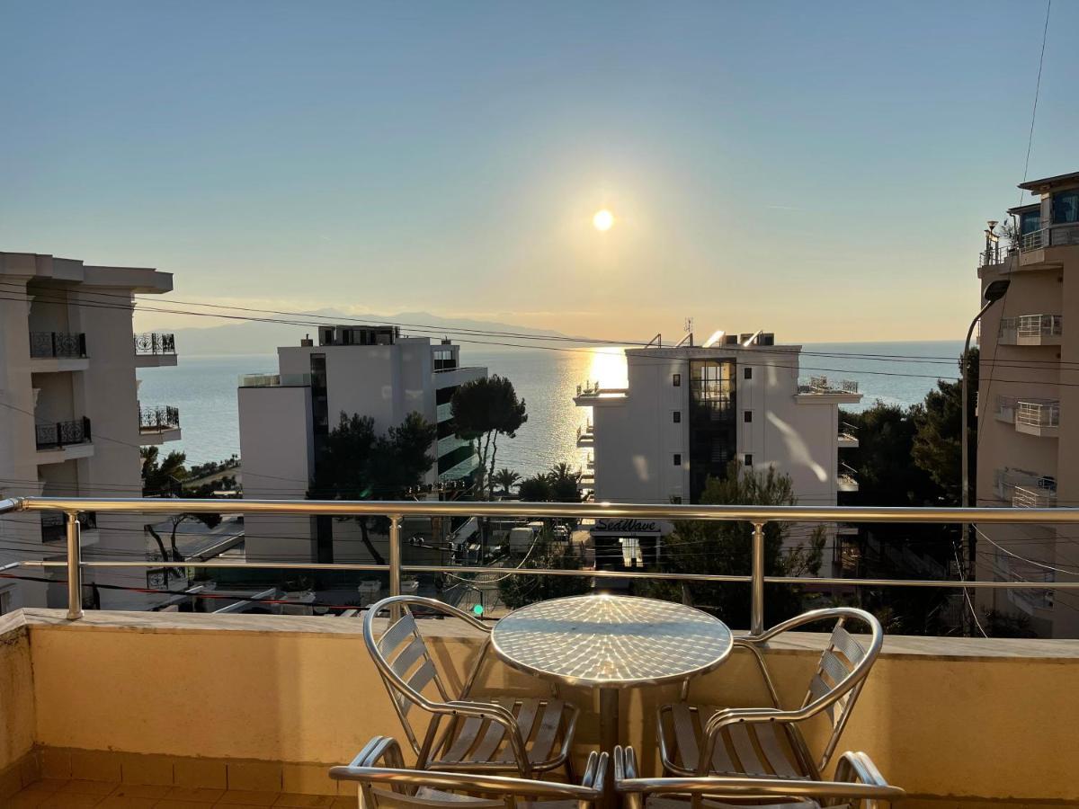 Wave Apartments Saranda Εξωτερικό φωτογραφία