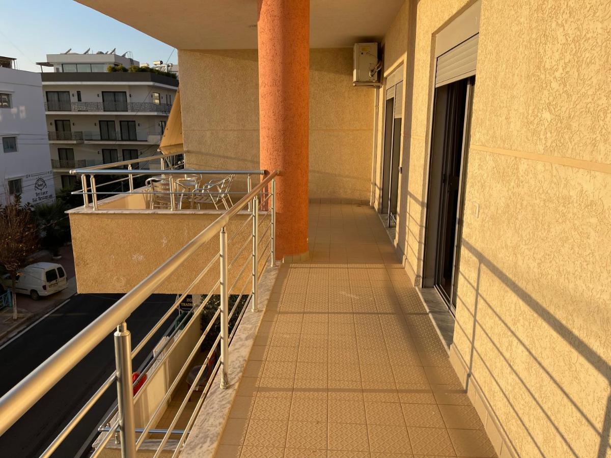 Wave Apartments Saranda Εξωτερικό φωτογραφία