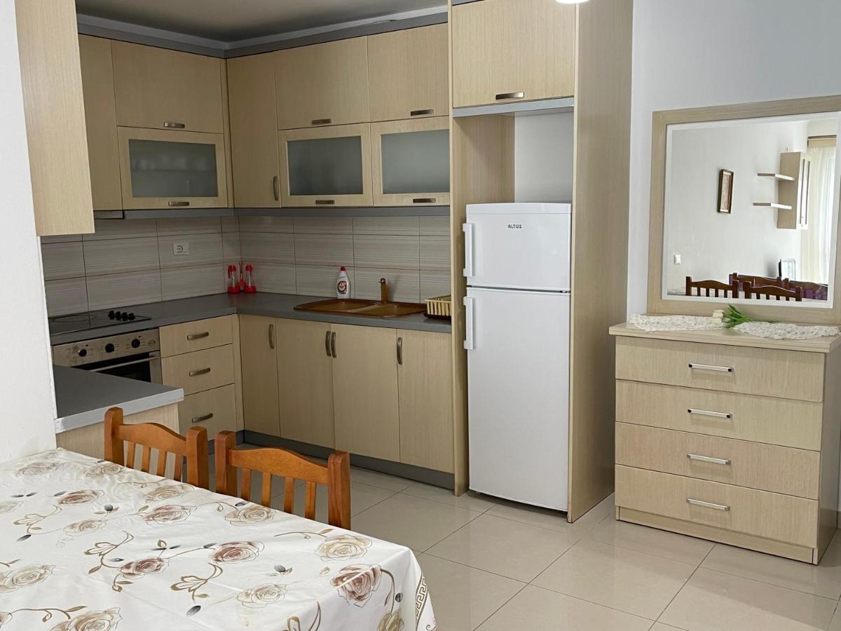 Wave Apartments Saranda Εξωτερικό φωτογραφία
