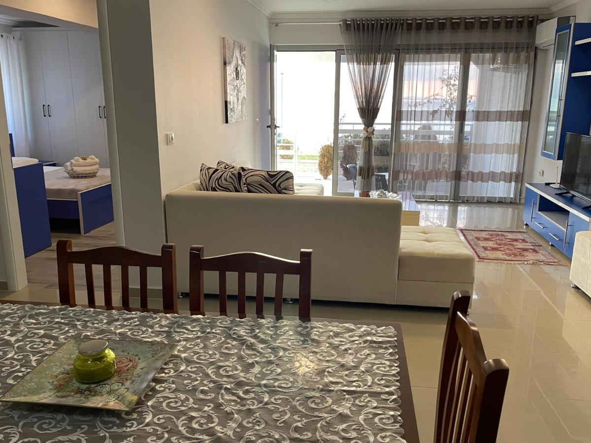Wave Apartments Saranda Εξωτερικό φωτογραφία
