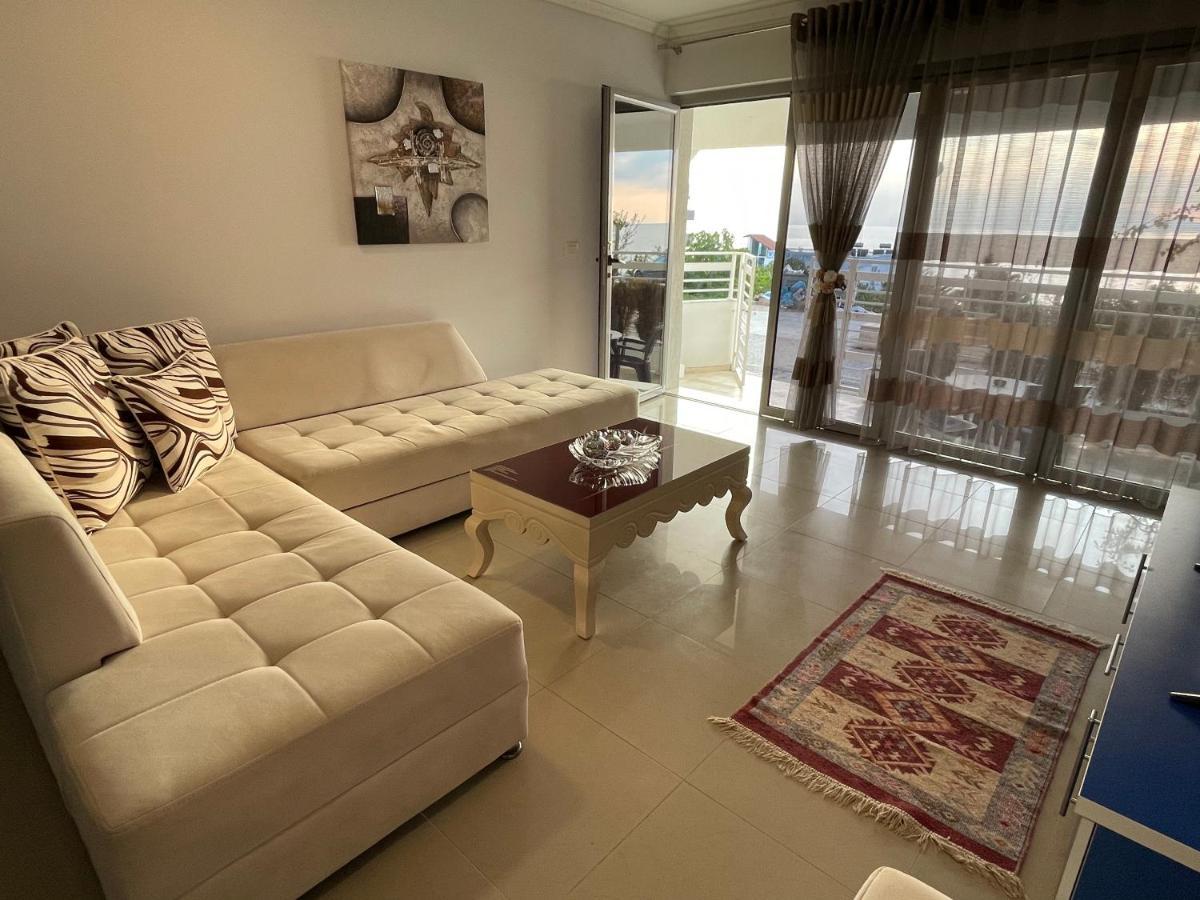 Wave Apartments Saranda Εξωτερικό φωτογραφία