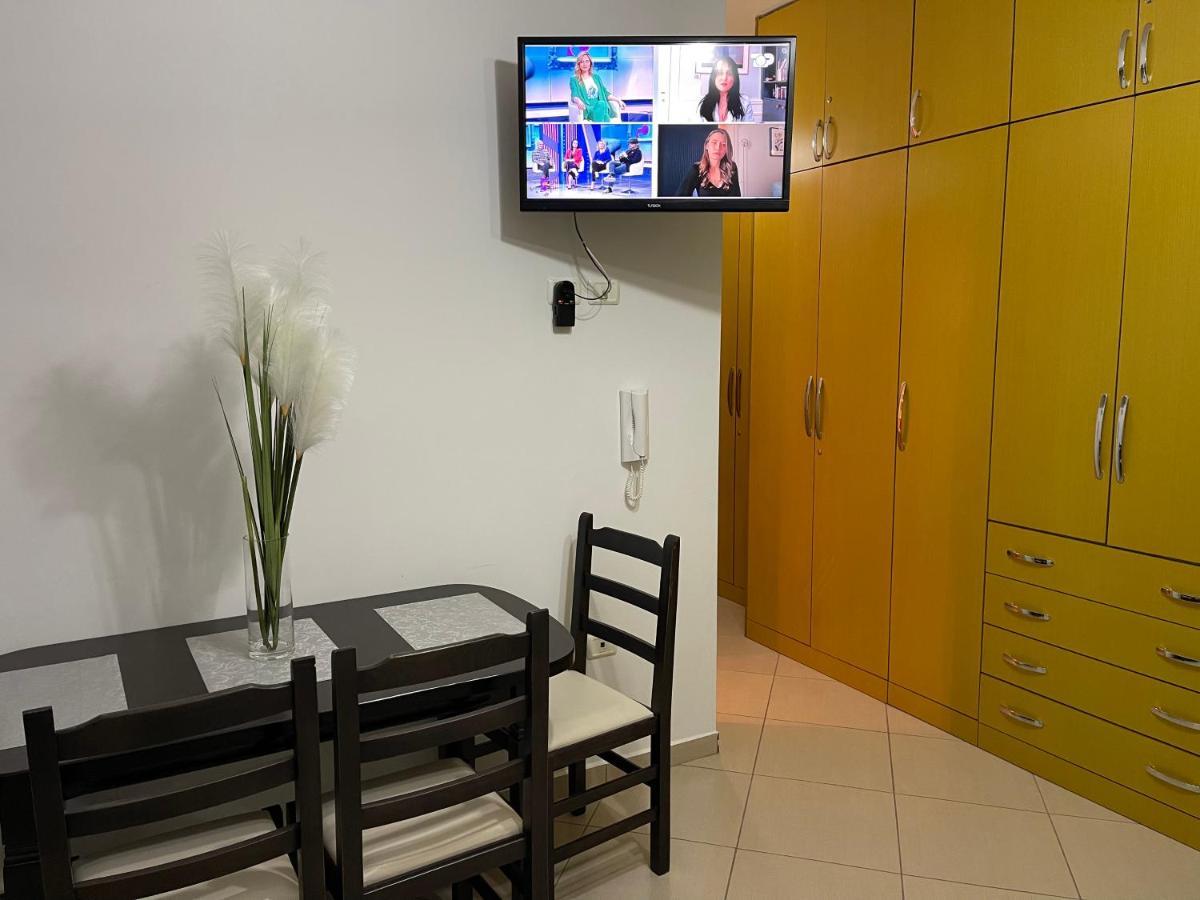 Wave Apartments Saranda Εξωτερικό φωτογραφία