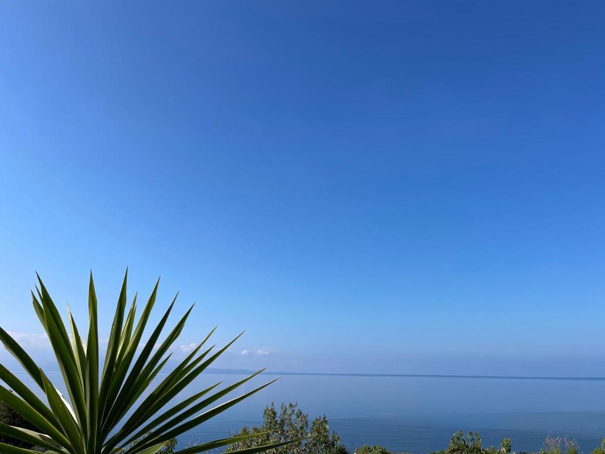 Wave Apartments Saranda Εξωτερικό φωτογραφία