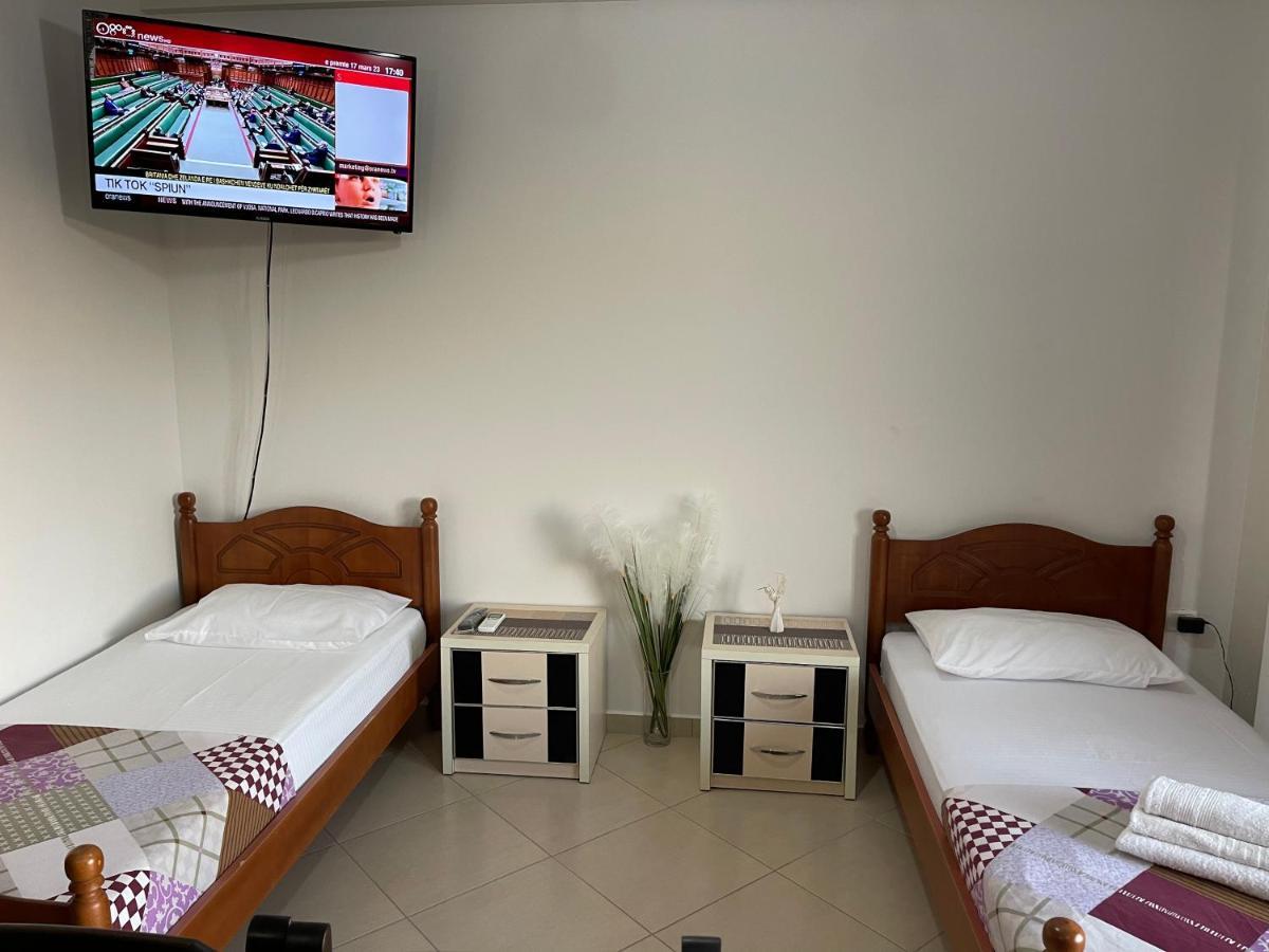 Wave Apartments Saranda Εξωτερικό φωτογραφία