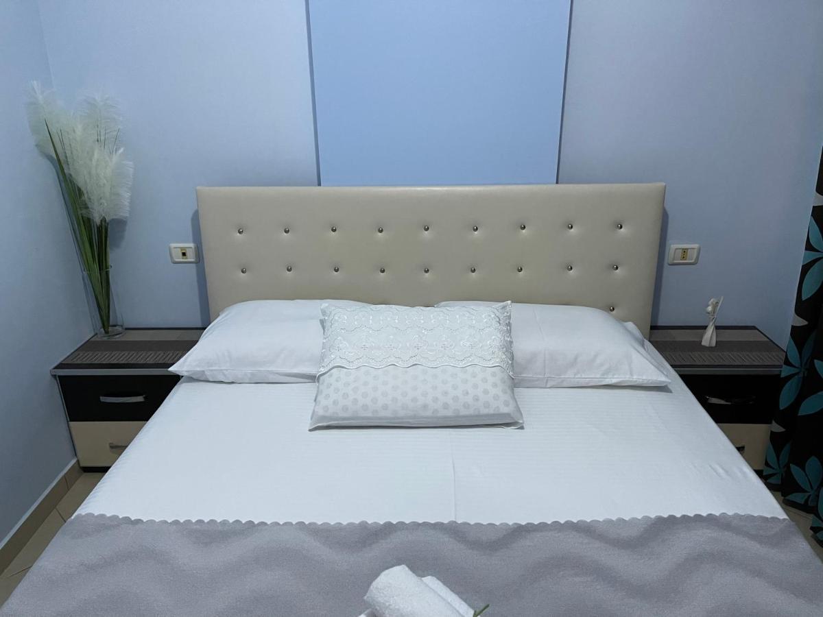 Wave Apartments Saranda Εξωτερικό φωτογραφία