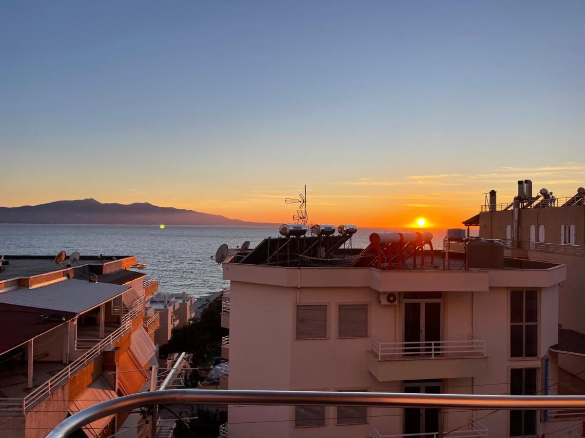 Wave Apartments Saranda Εξωτερικό φωτογραφία