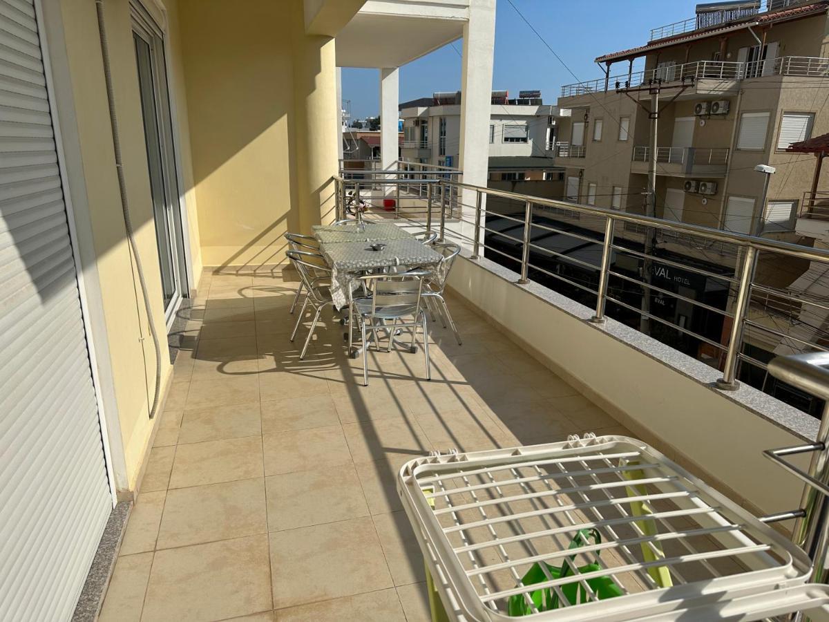 Wave Apartments Saranda Εξωτερικό φωτογραφία